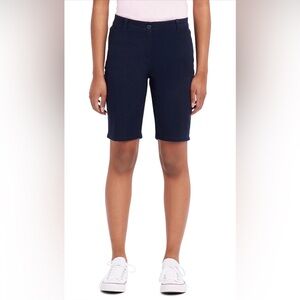 IZOD Juniors Shorts, Skinny Style with Hook & Eye Closure, Stretch Twill Fabric